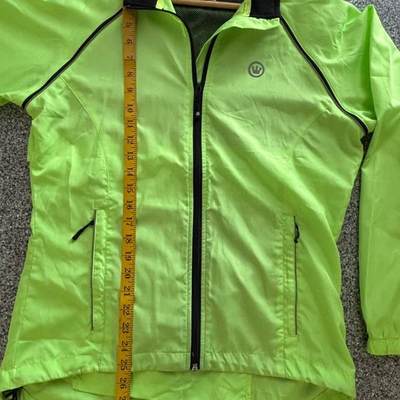Canari Cycling Windbreaker Jacket - Picture 4 of 4